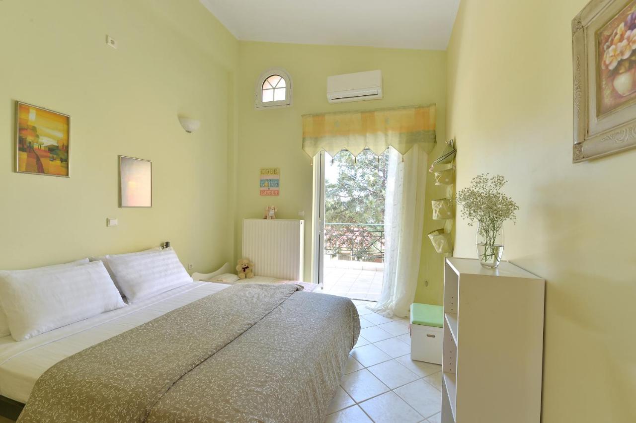 Domelia'S Luxury Apartments Near Airport & Beach 아르테미다 외부 사진