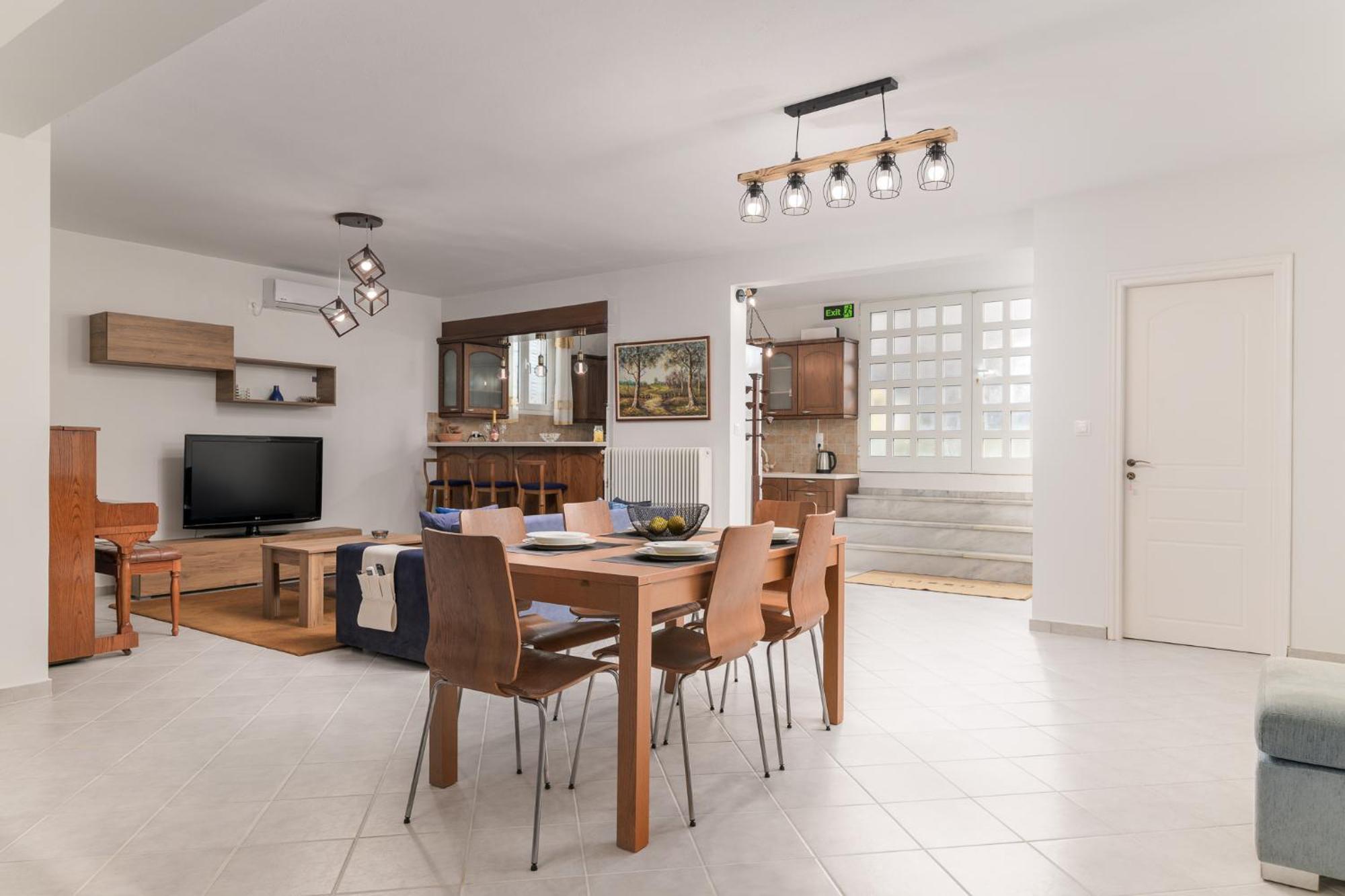 Domelia'S Luxury Apartments Near Airport & Beach 아르테미다 외부 사진