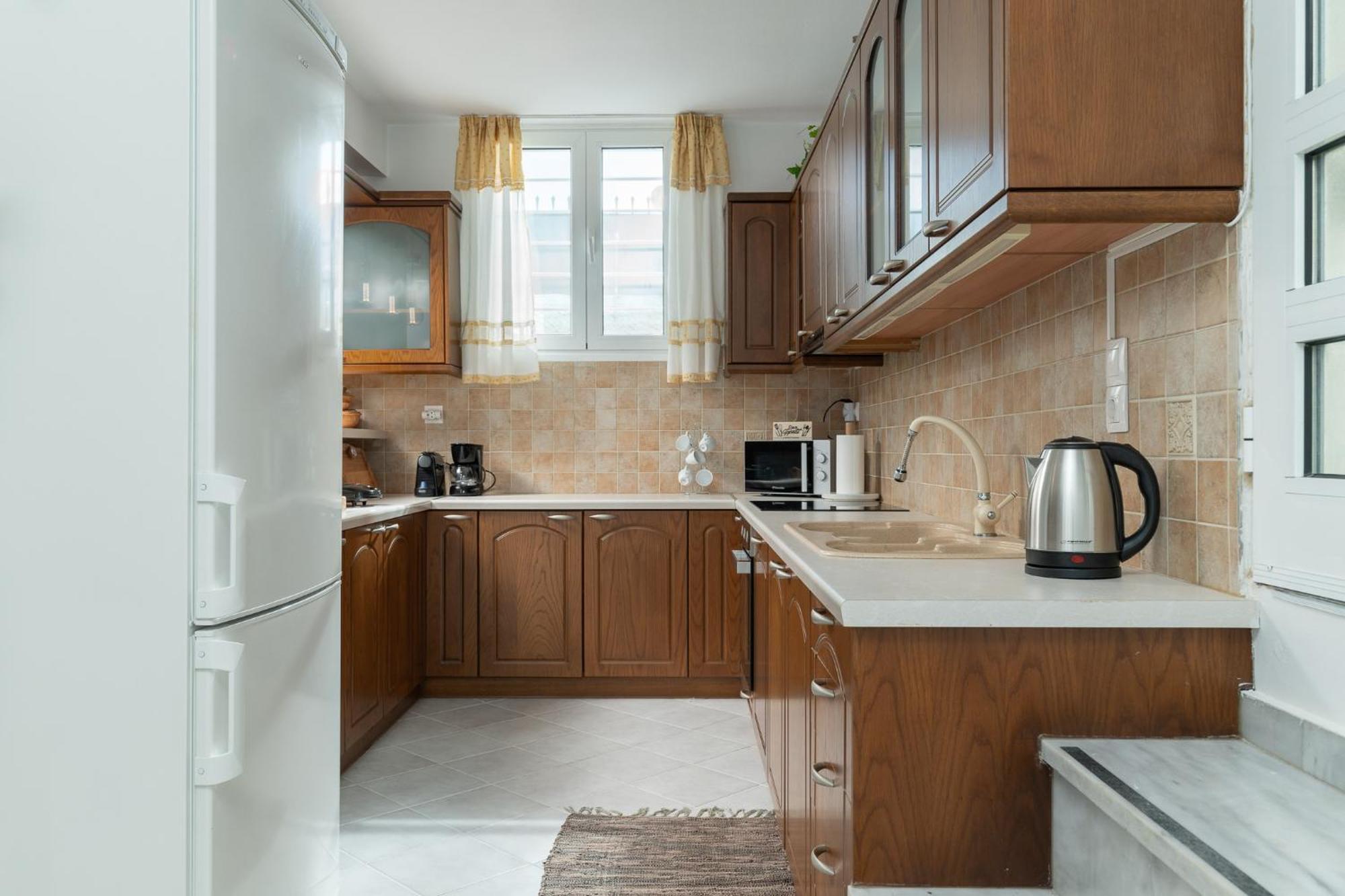 Domelia'S Luxury Apartments Near Airport & Beach 아르테미다 외부 사진